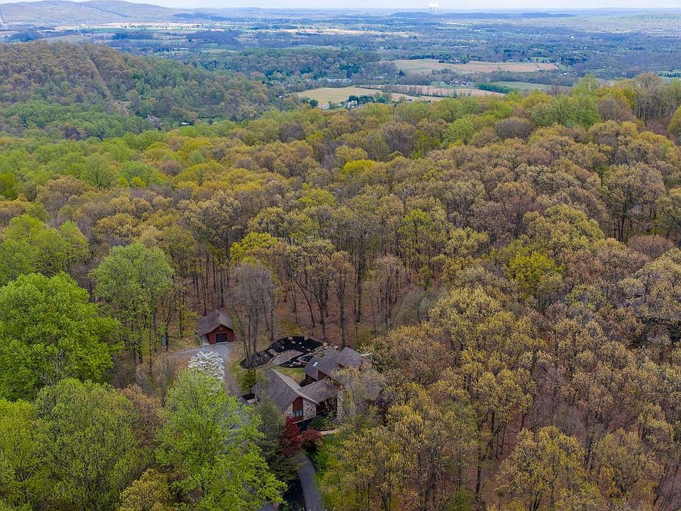 9 Wyndham Hill Dr, Reading, PA 19606 | Zillow