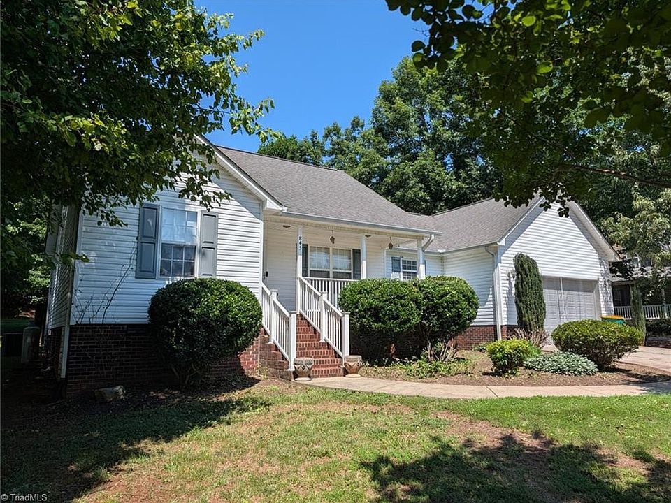 1st image of 845 Hidden Ct