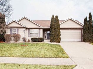 1412 Eagle Run Dr, Osceola, IN 46561
