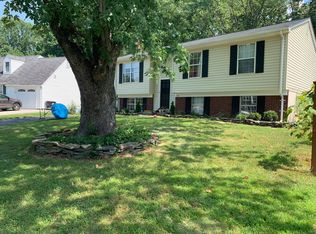 5703 Sailstone Ln, Woodbridge, VA 22193