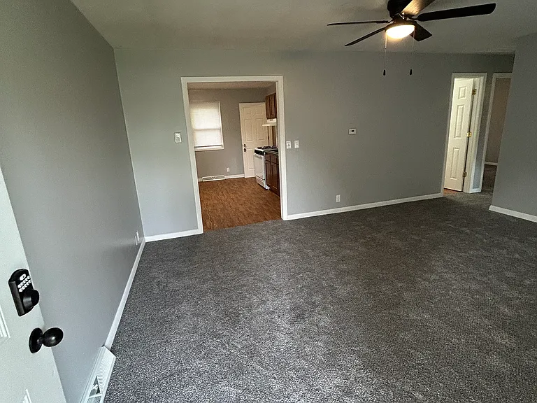 351 E Spruce St #359 — Photo 2