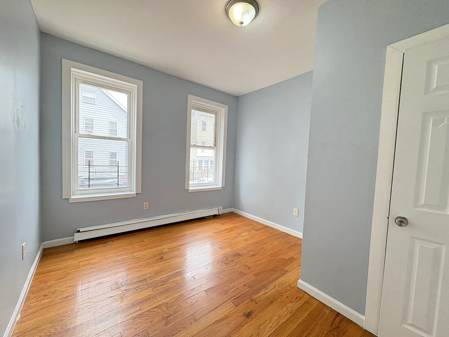 2 bed, 800 sqft, $1,750 — Photo 3