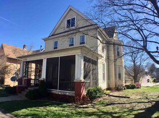 1135 11th Ave, Moline, IL 61265