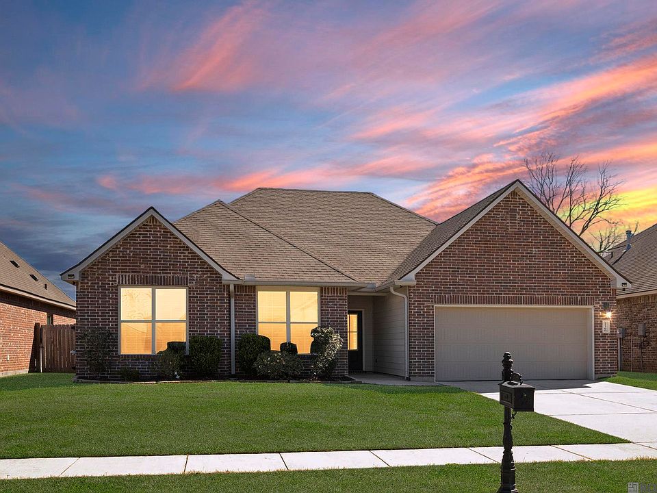 1st image of 21366 Barnridge Dr