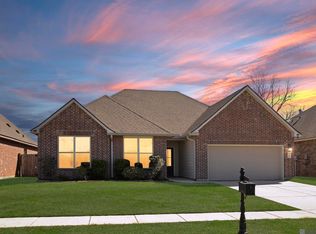 21366 Barnridge Dr, Zachary, LA 70791