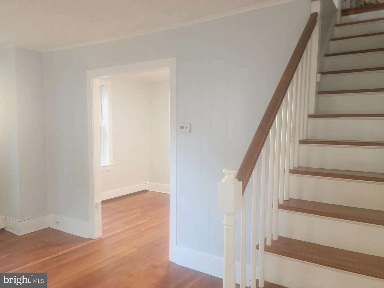 2 bed, 1.5 bath, 800 sqft, $2,250 — Photo 2