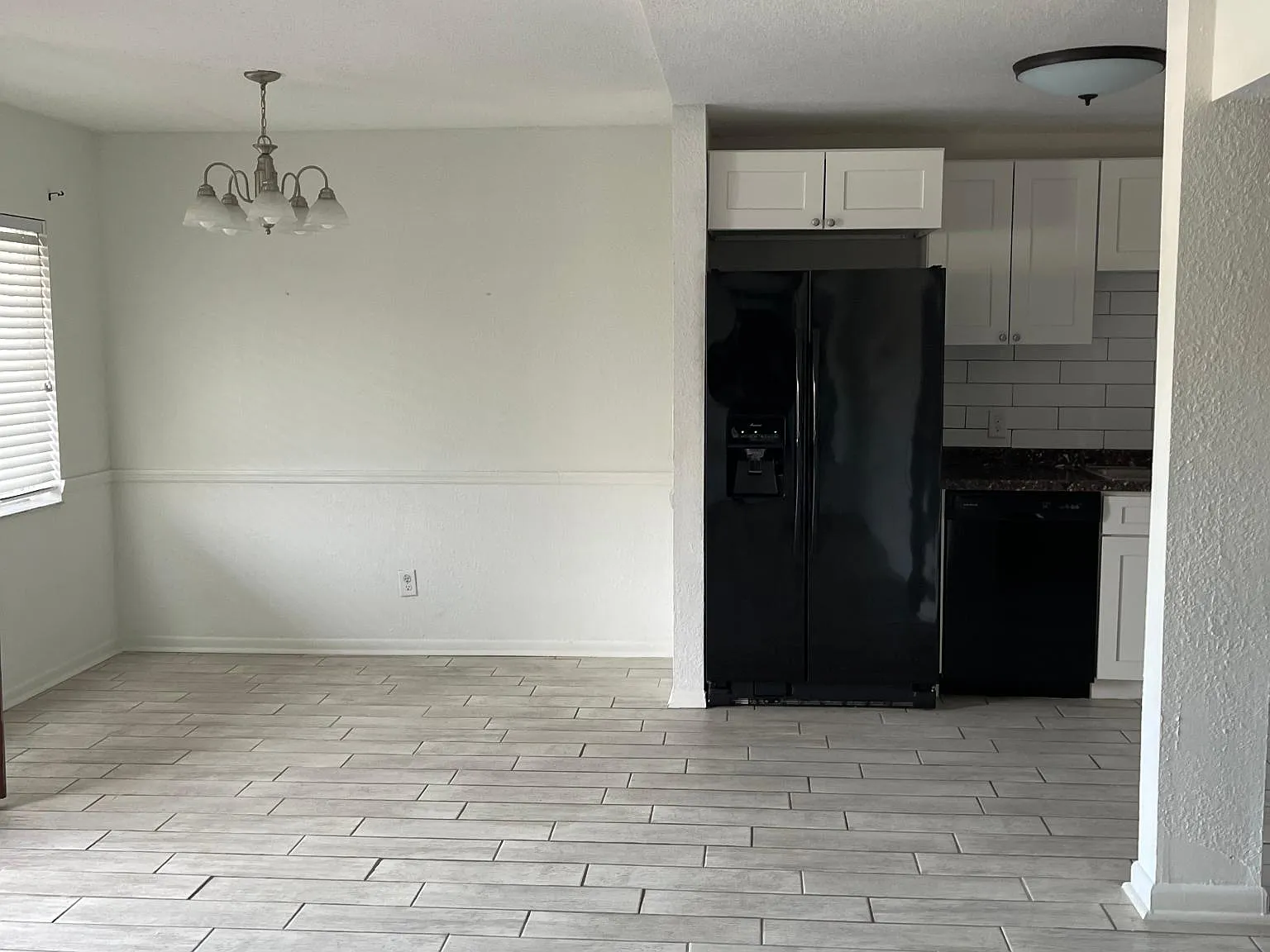 1 bed, 768 sqft, $1,195 — Photo 3
