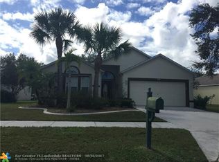 519 SW Deer Run, Port Saint Lucie, FL 34953