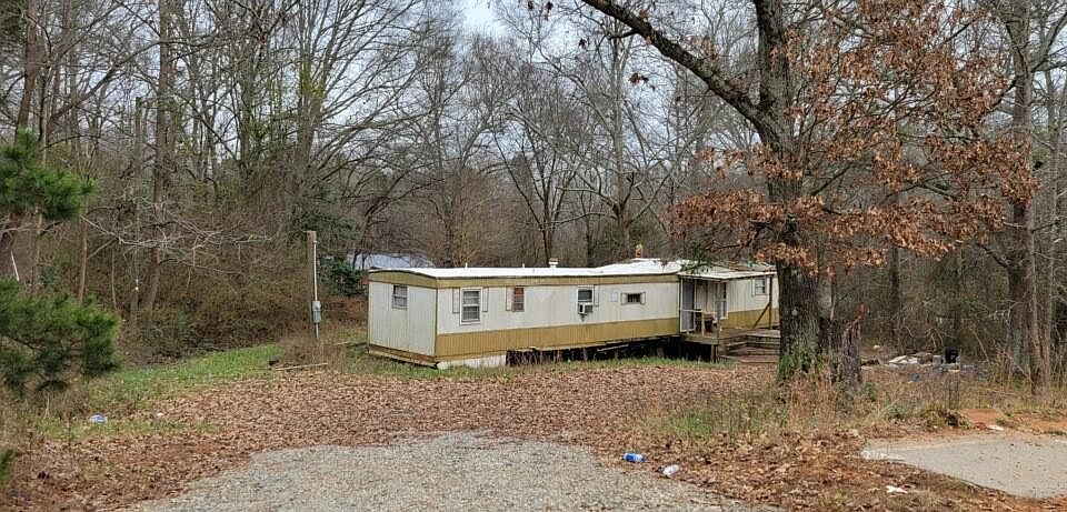 1st image of 704 Airline Rd