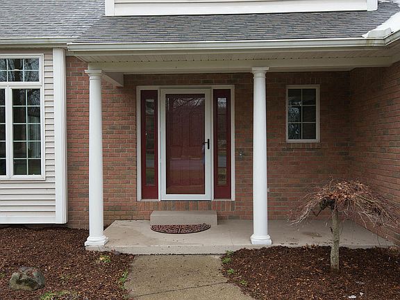 3rd image of 7205 Rolling Highlands Ct NE