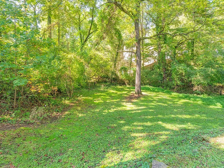 355 Sand Hill Rd — Photo 13