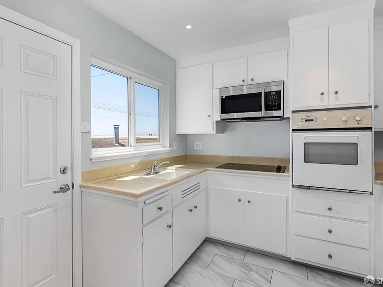 3126 Balboa St #4 — Photo 2