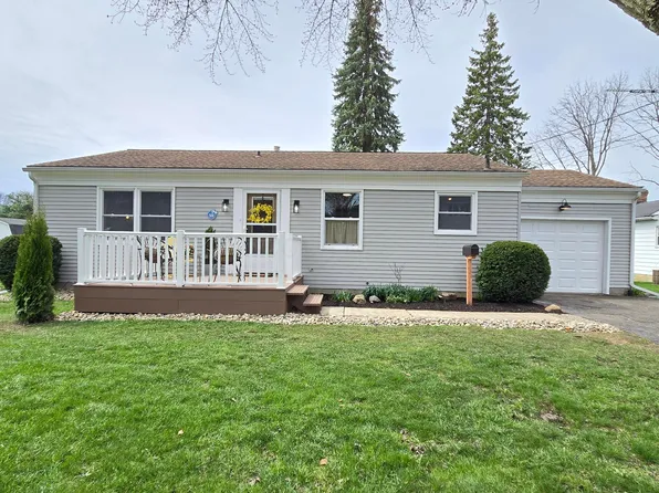 566 Center St, Galion, OH 44833