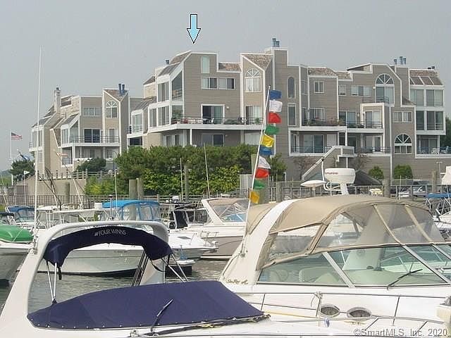 1st image of 8 Harbour Close #8
