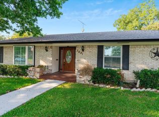 3431 Janlyn Ln, Farmers Branch, TX 75234