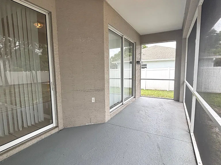 3074 Brampton Ter — Photo 20