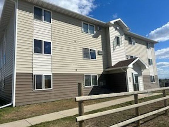 3rd image of 1321 1st Ave SW #4