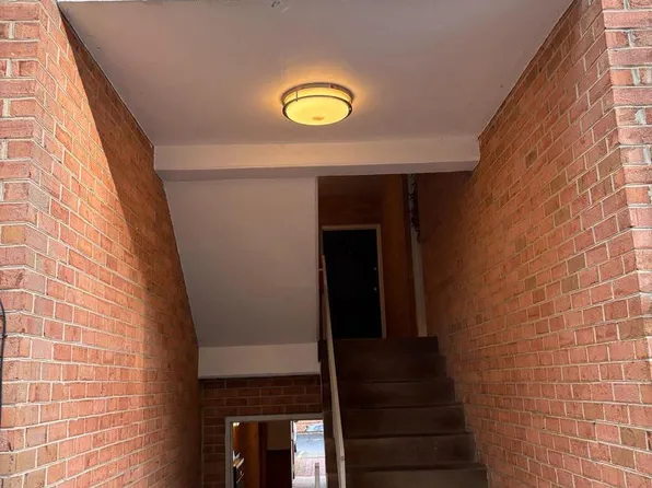 1800 Jefferson Park Ave APT 129, Charlottesville, VA 22903