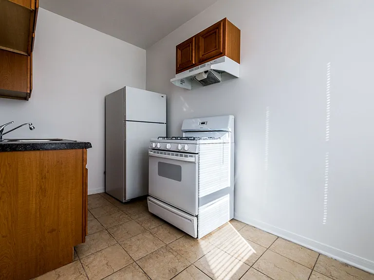 7850 S Constance — Photo 11