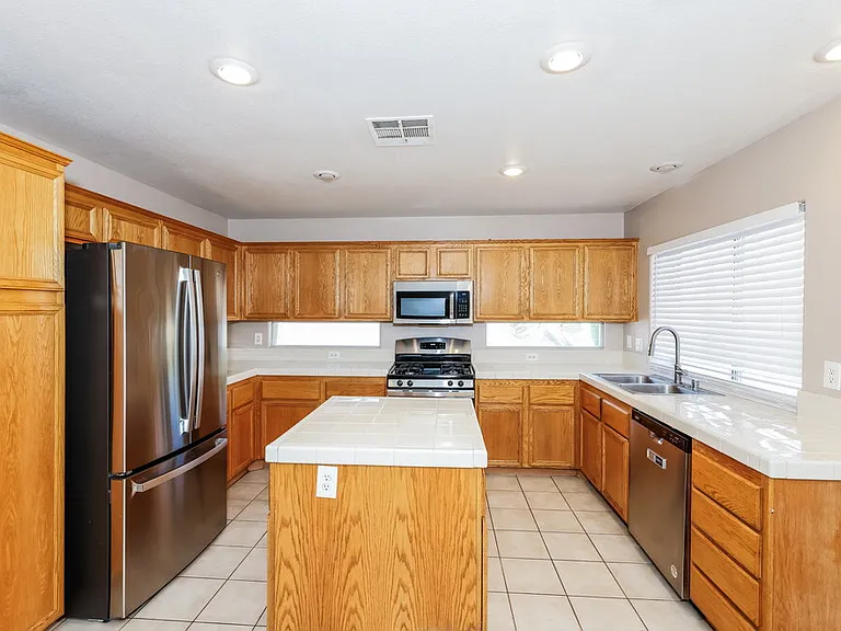 6306 Wild Strawberry Ln — Photo 6