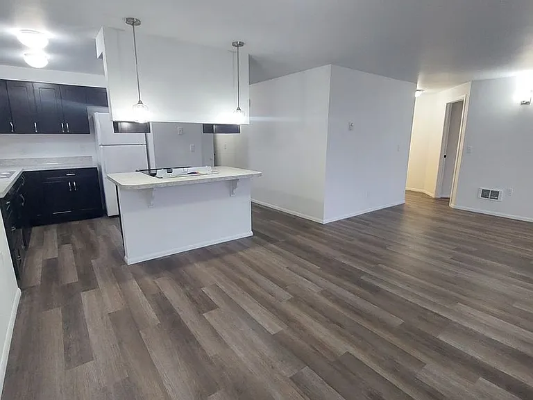 811 North Garden Street — Photo 6