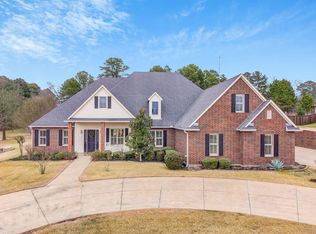 615 Dennard St, Longview, TX 75605