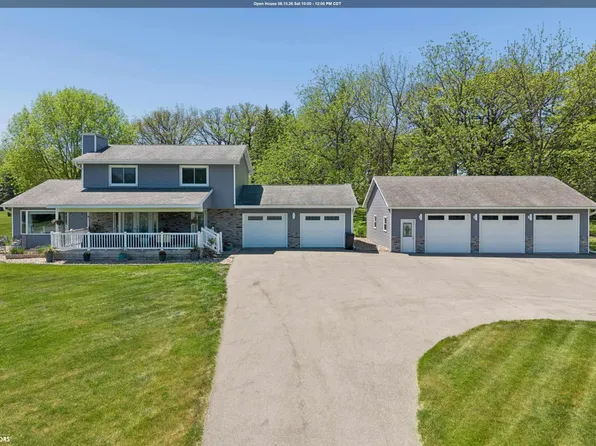 74 Four Winds Dr, Clear Lake, IA 50428