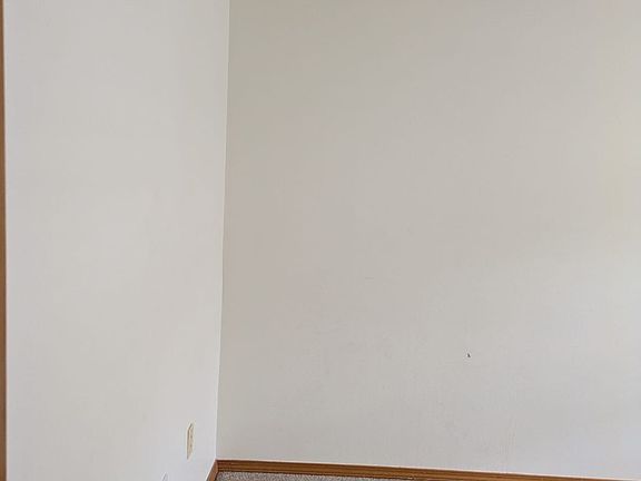 4th image of 22758 NE 4th St #49