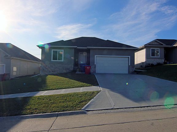 2nd image of 2426 N 191st Ave
