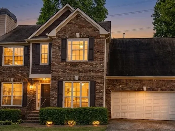 5079 Newpark Dr NW, Acworth, GA 30101