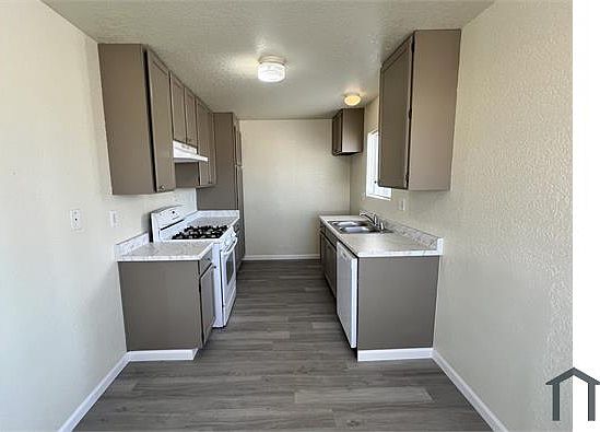 2nd image of 123 E Kimball Ave APT 4