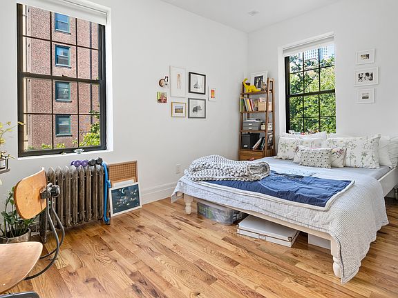 3rd image of 195 Hicks St APT 4C