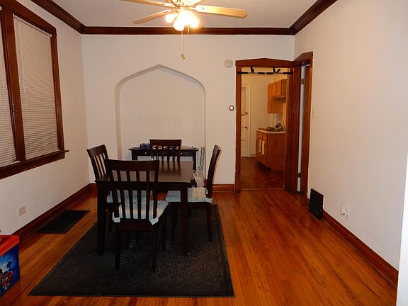 3rd image of 2418 W Warner Ave Floor 1