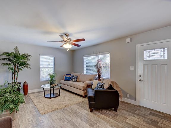 2609 E Fairmount Ave-10