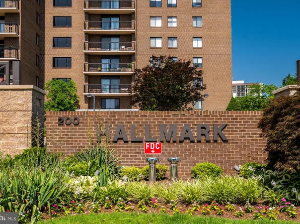 200 N Pickett St APT 308, Alexandria, VA 22304