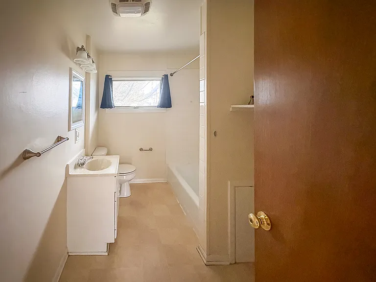 38 Marshall Dr — Photo 23