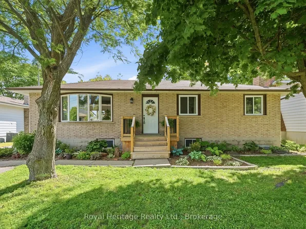 93 Division St S, Brighton, ON K0K 1H0
