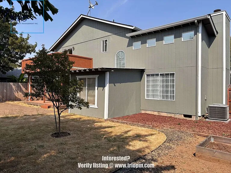694 Driftwood Dr — Photo 19