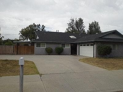 1st image of 974 Woodland Ave