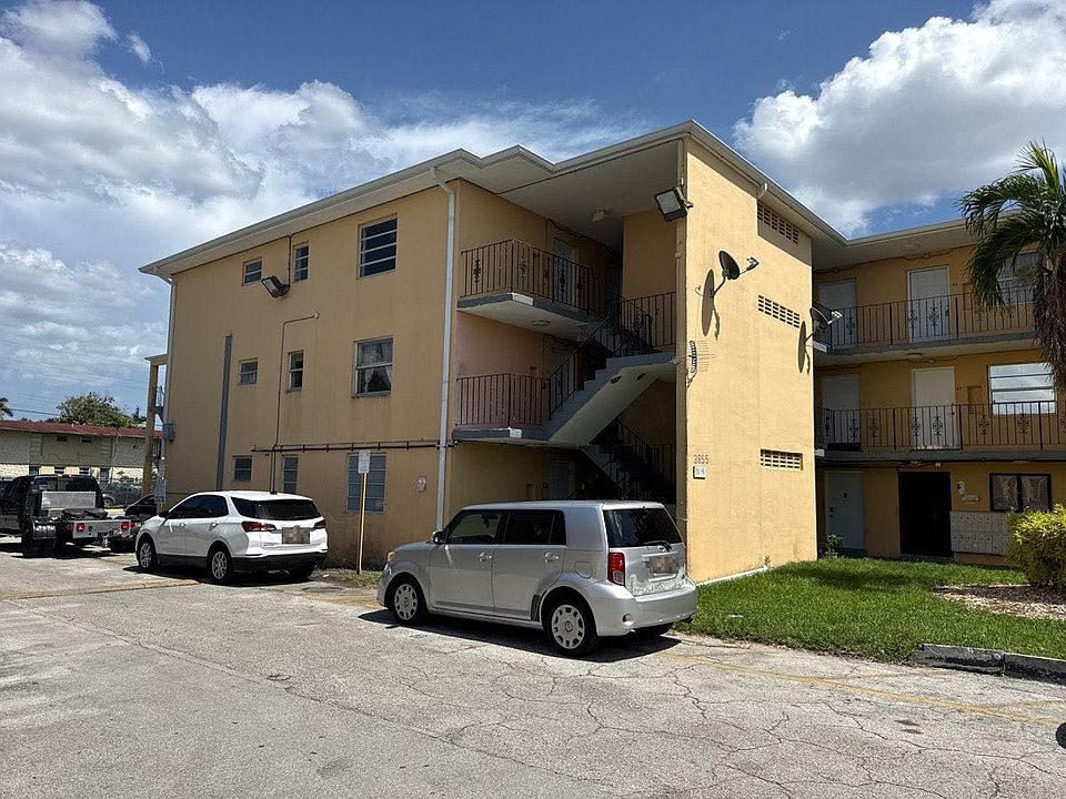 2nd image of 3855 SW 79th Ave