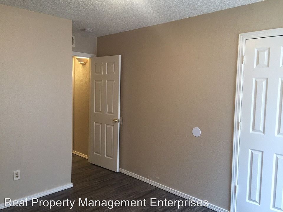 2nd image of 4809 Kristie Dr APT 44