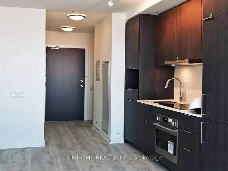 7 Golden Lion Hts #N1113 — Photo 1