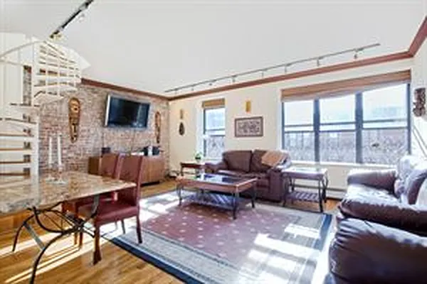 Rented by Douglas Elliman | media 29