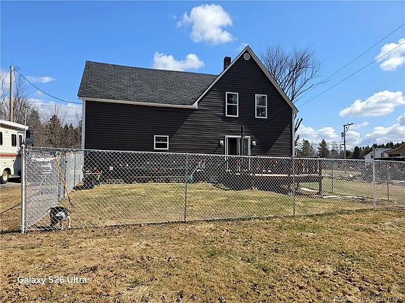 3rd image of 150 Sutton Rd