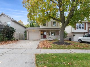 418 Woods Ln, Cambridge, ON N3H5J4