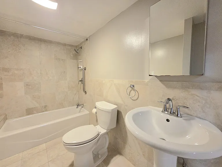 7020 Quander Rd — Photo 30