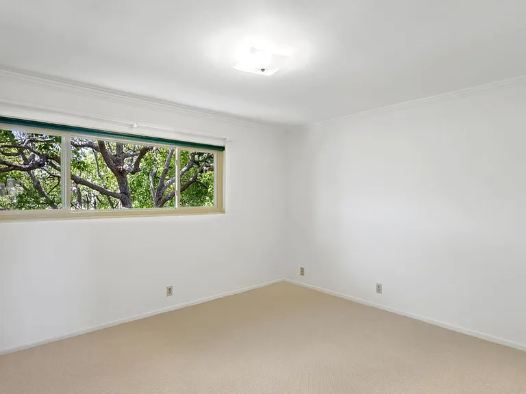 331 Moreton Bay Ln #6 — Photo 14