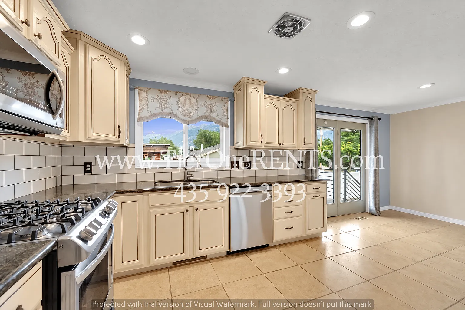 4 bed, 2.0 bath, 1920 sqft, $2,295 — Photo 4