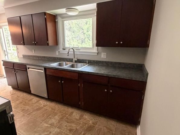 52 Keyel Dr