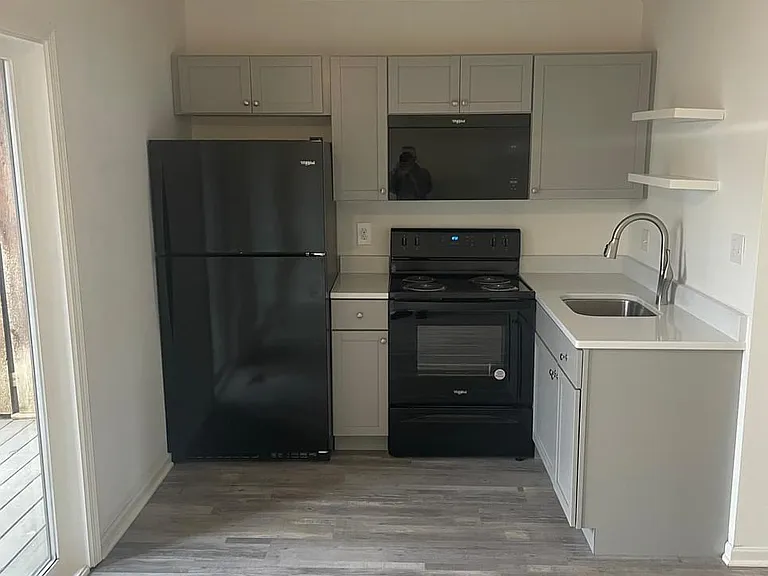 new appliances. new floor and paint